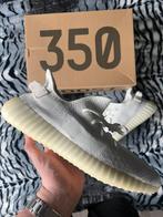 Adidas Yeezy 350 v2 “Cream” maat 46 2/3, Kleding | Heren, Schoenen, Nieuw, Ophalen of Verzenden, Yeezy, Wit