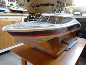 modelboot, sportboot BEATE beschikbaar voor biedingen