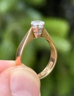18k gouden (trouw) ring natuurlijke diamant van 0.58ct! 17mm, Ophalen of Verzenden, 17 tot 18, Met edelsteen, Dame