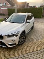 BMW X1 2.0 Sdrive 20I AUT 2016 Panorama / Dealer onderhouden, Auto's, 1998 cc, 1800 kg, Wit, Origineel Nederlands