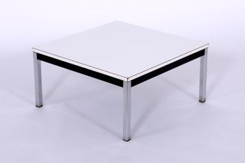 Vintage Salontafel Tz 56  van Martin Visser 't Spectrum beschikbaar voor biedingen
