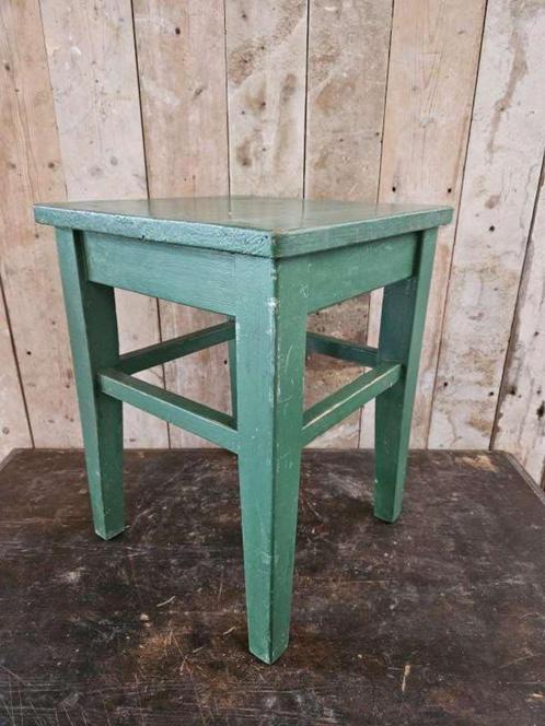 oude kruk,hocker ``WOONWINKEL RUSTIEK``, Antiek en Kunst, Curiosa en Brocante, Ophalen of Verzenden