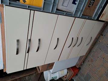 Keuken ladekasten   beschikbaar voor biedingen