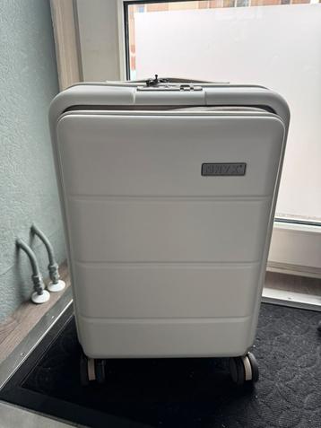 MOOIE ONYX KOFFER 35 LITER beschikbaar voor biedingen