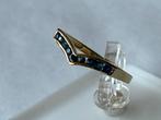 Gouden ring blauwe Saffier, Sieraden, Tassen en Uiterlijk, Ringen, Zo goed als nieuw, 17 tot 18, Met edelsteen, Dame