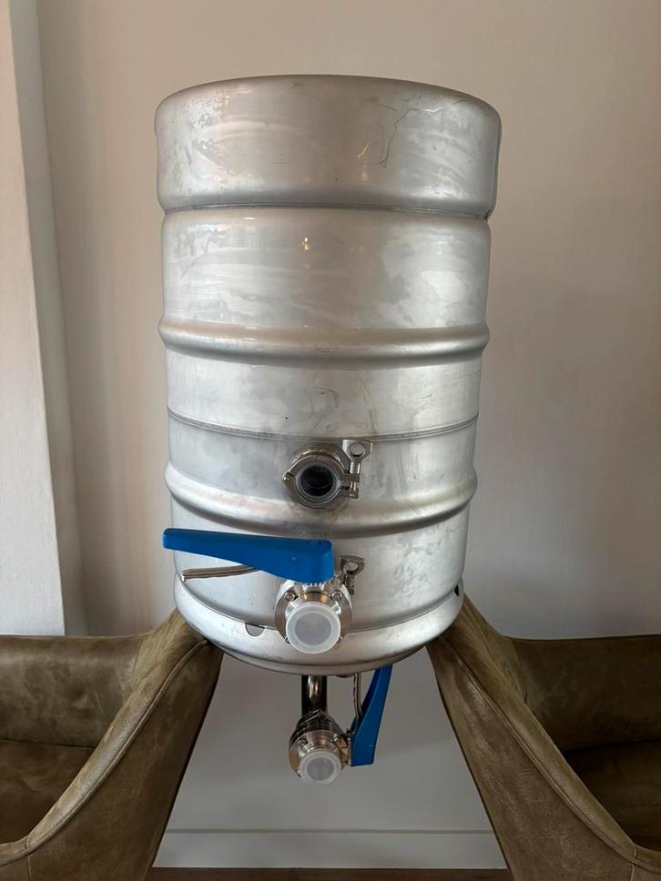 Gistvat 55 liter druktank, Verzamelen, Biermerken, Zo goed als nieuw, Flesje(s), Overige merken, Ophalen of Verzenden