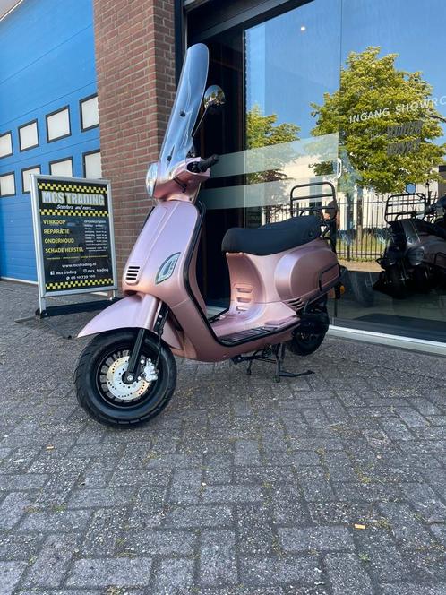 Riva bromscooter, Fietsen en Brommers, Scooters | Overige merken, Gebruikt, Ophalen