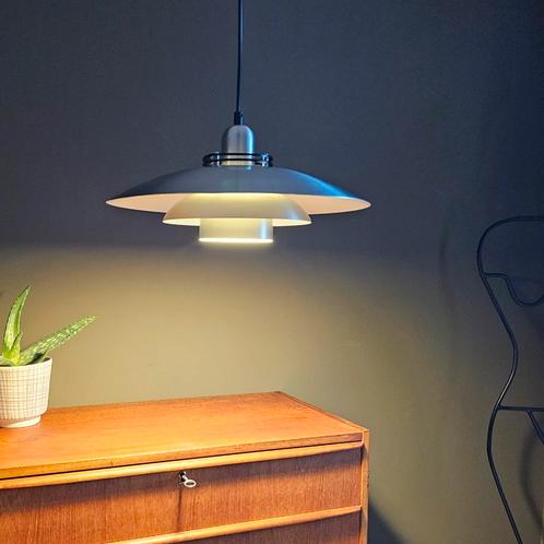 Vintage Deens design Jeka Hanglamp type Thea in grijs metaal, Huis en Inrichting, Lampen | Tafellampen, Zo goed als nieuw, Minder dan 50 cm