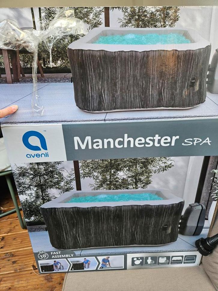 Avenli Manchester Spa Jacuzzi, Tuin en Terras, Bubbelbaden en Hottubs, Gebruikt, Opblaasbaar, Afdekzeil, Filter, Pomp, Ophalen of Verzenden