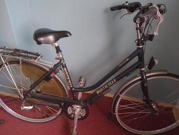 Multicycle damesfiets beschikbaar voor biedingen