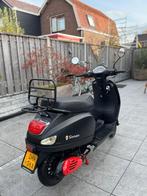 Senzo Riva - Matzwart met rode accenten, Fietsen en Brommers, Snorfietsen en Snorscooters, Ophalen, Benzine, Overige merken