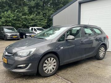 Opel Astra Sports Tourer 1.7 CDTi Business + | Airco | PDC V beschikbaar voor biedingen