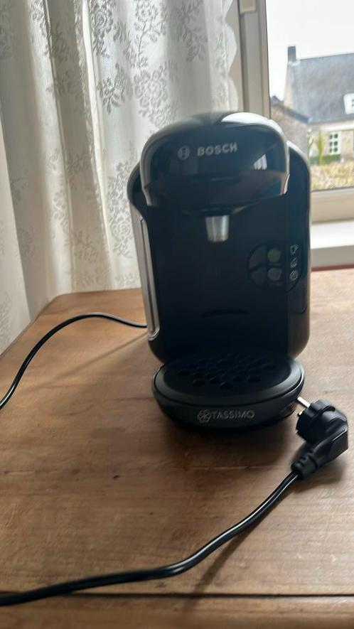 Tassimo koffiezetapparaat, Witgoed en Apparatuur, Koffiezetapparaten, Zo goed als nieuw, Ophalen of Verzenden