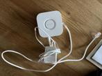Philips Hue Bridge met adapter en netwerkkabel in nieuwstaat, Huis en Inrichting, Lampen | Overige, Ophalen of Verzenden, Zo goed als nieuw