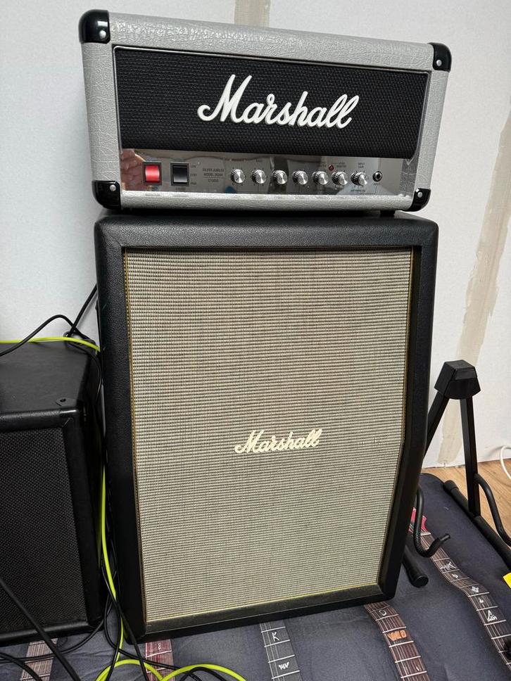 Marshall Silver Jubilee 2525h met Cabinet, Muziek en Instrumenten, Versterkers | Bas en Gitaar, Zo goed als nieuw, Gitaar, Minder dan 50 watt