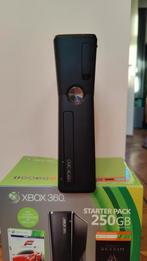 Microsoft Xbox 360 met 3 controllers, 11 games en Kinect, Spelcomputers en Games, Spelcomputers | Xbox 360, Met 2 controllers