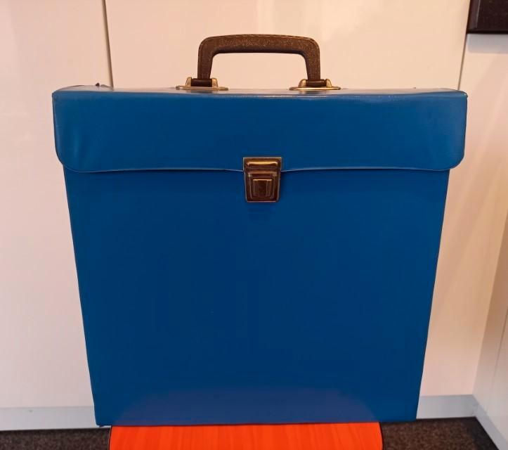 * Vintage vinyl lp platenkoffer felblauw leer optiek (18) *, Muziek en Instrumenten, Behuizingen en Koffers, Gebruikt, Overige instrumenten