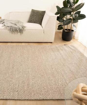 Wollen vloerkleed – zandkleur 240x340 nieuw beschikbaar voor biedingen