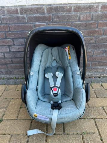Maxi cosi  beschikbaar voor biedingen