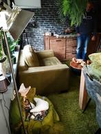 Love seat  olijfgroen         145cm breed    60 cm diep, Huis en Inrichting, Banken | Bankstellen, Ophalen, Minder dan 75 cm, Tweepersoons