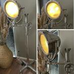 Scheepslamp, zoeklicht vloerlamp loods 5, Huis en Inrichting, Lampen | Vloerlampen, Ophalen, Zo goed als nieuw, 150 tot 200 cm