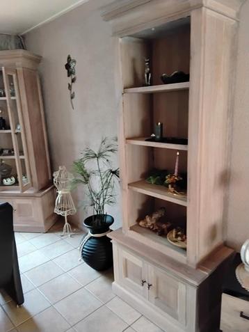 Tk 2 buffetkasten massief