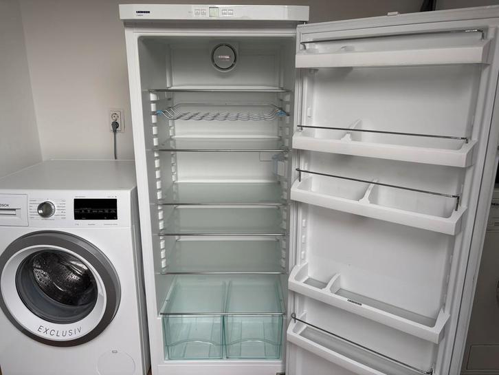 In zeer nette staat prachtige Liebherr Comfort A++, Witgoed en Apparatuur, Koelkasten en IJskasten, Zo goed als nieuw, Zonder vriesvak