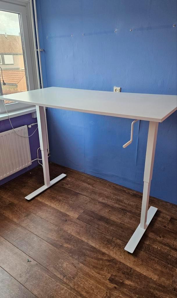 Skarsta 160x80cm zit/sta bureau, Huis en Inrichting, Bureaus, Zo goed als nieuw, Stabureau, In hoogte verstelbaar, Ophalen