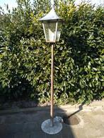 RVS lantaarnpaal met stroomdraad en glazen kap, Tuin en Terras, Buitenverlichting, Ophalen, Gebruikt, Staande lamp, Netvoeding