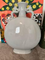 EICHHOLTZ vaas, Huis en Inrichting, Woonaccessoires | Vazen, 50 tot 75 cm, Wit, Aardewerk of Porselein, Ophalen of Verzenden