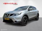 Nissan Qashqai 1.6 dCi Connect Edition / Panodak / Trekhaak, Voorwielaandrijving, Euro 5, Stof, 4 cilinders