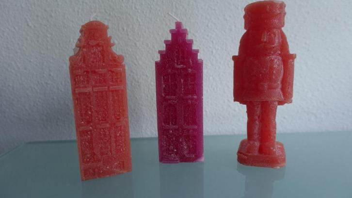 3 sierkaarsen –  grachtenpand en notenkraker  - rose/oranje, Huis en Inrichting, Woonaccessoires | Kandelaars en Kaarsen, Nieuw