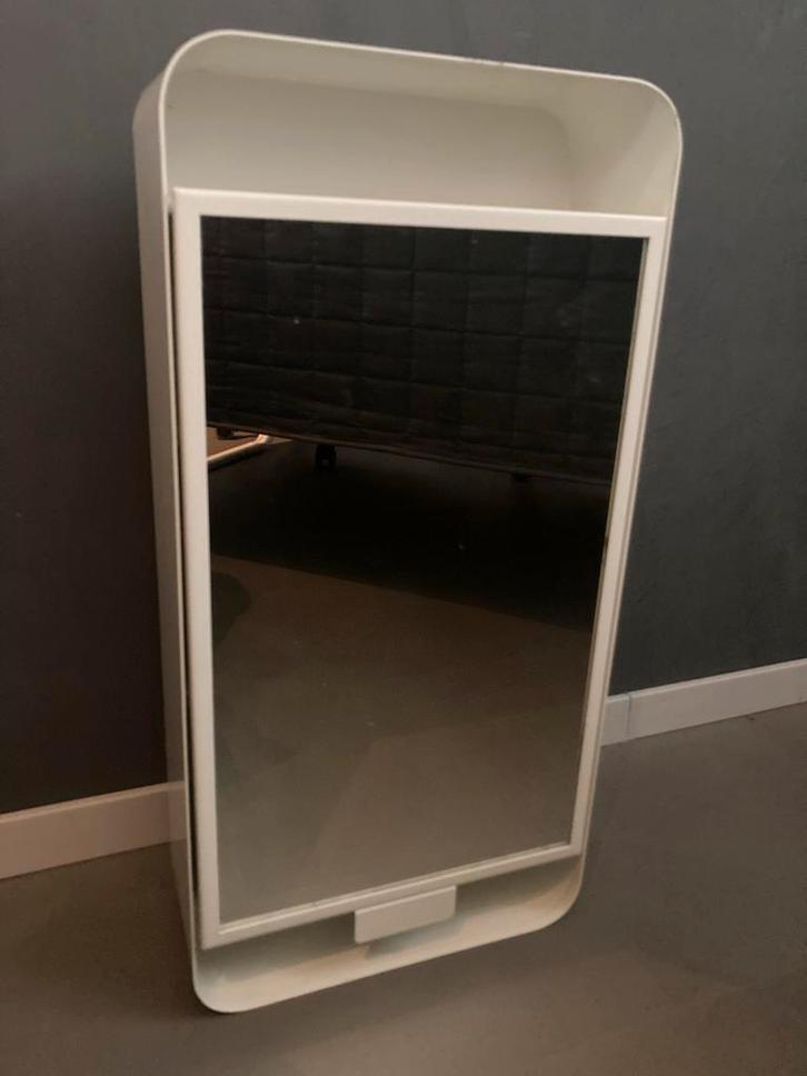 Ikea spiegelkast Gunnern, Huis en Inrichting, Badkamer | Badkamermeubels, Zo goed als nieuw, Spiegelkast, Minder dan 100 cm, Minder dan 50 cm