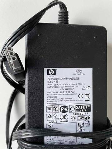 HP AC Power Adapter 0950-4491 € 15,00 VERLOPEN  57  0 beschikbaar voor biedingen