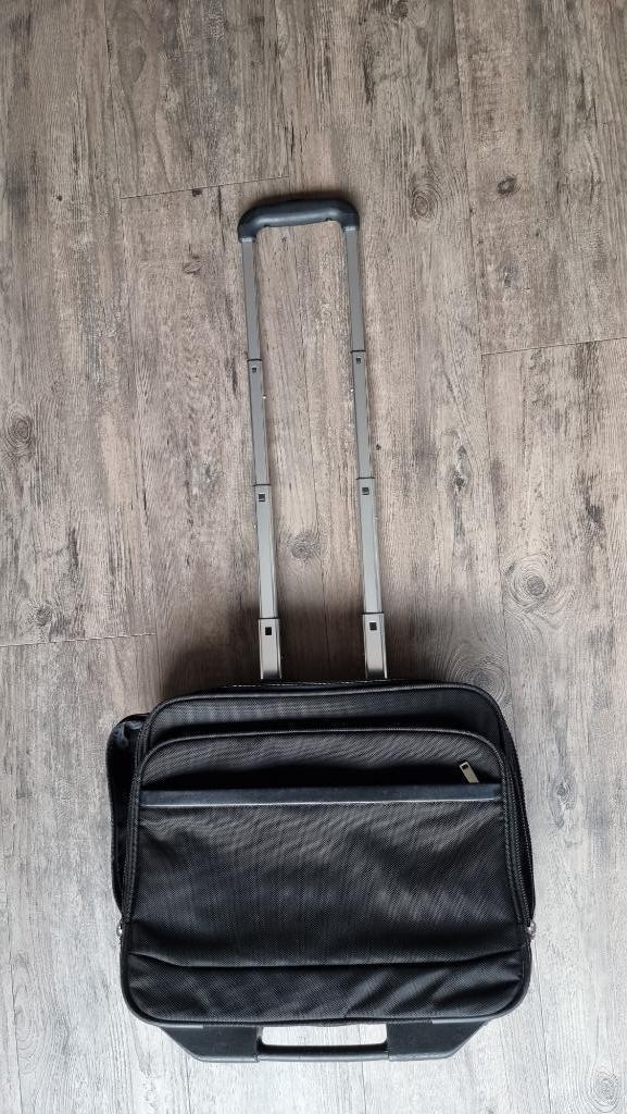 piloten trolley, Sieraden, Tassen en Uiterlijk, Koffers, Gebruikt, Overige materialen, Minder dan 50 cm, 35 tot 45 cm, Uitschuifbare handgreep