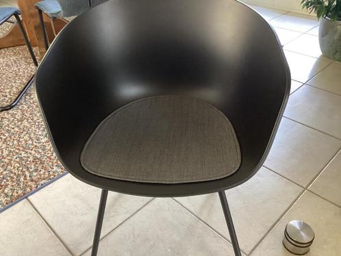 4 Hay design kuipstoelen met Hay kussentjes, Huis en Inrichting, Stoelen, Zo goed als nieuw, Vier, Kunststof, Zwart, Ophalen