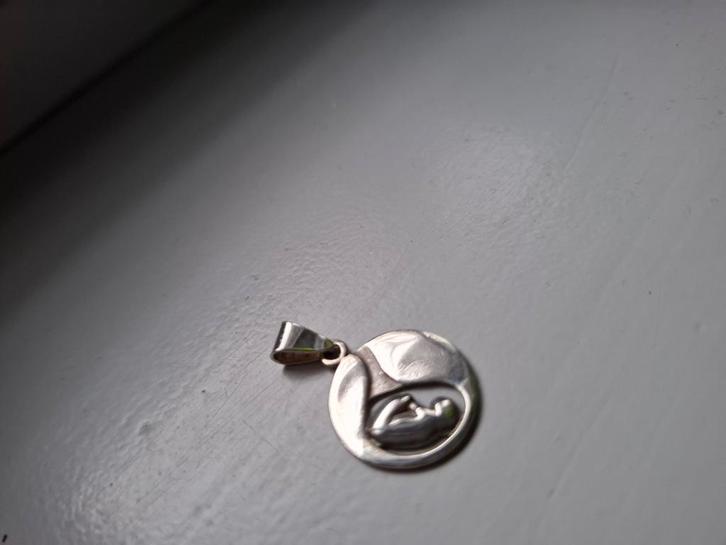 tk: ZILVEREN HANGER "ZWANGERSCHAP", Sieraden, Tassen en Uiterlijk, Kettinghangers, Zo goed als nieuw, Zilver, Zilver, Overige voorstellingen