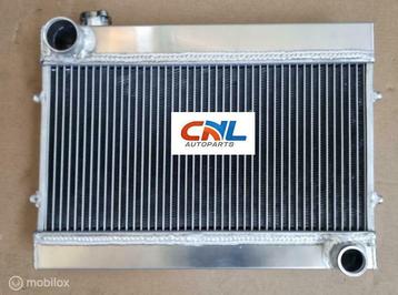 Universal Radiator Oversize 19.2"wide 13"high 2.45“thicknes beschikbaar voor biedingen