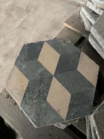 Antieke Cementtegels (1900-1930) - Ca. 220 stuks beschikbaar voor biedingen