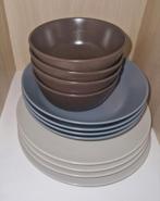 12-delig Ikea Dinera servies, puntgaaf, Ophalen of Verzenden, Zo goed als nieuw, Effen, Aardewerk
