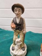 beelden opa en oma met hond en fruit, Ophalen of Verzenden