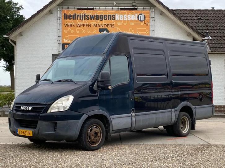 Iveco Daily 40C15V 3.0 HPI Euro 4 L2H2 AC Trekh. 3.5t. N1, Auto's, Bestelauto's, Bedrijf, Te koop, ABS, Airconditioning, Centrale vergrendeling