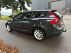 Volvo V60 2.0 D4 Kinetic van eerste eigenaar, Voorwielaandrijving, Euro 6, 4 cilinders, Origineel Nederlands