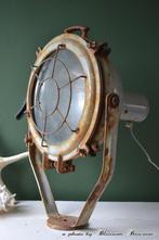 Industrieel zoeklicht / scheepslamp, Antiek en Kunst, Ophalen of Verzenden