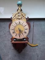 Antieke Klok met Wereldbol, Ophalen of Verzenden