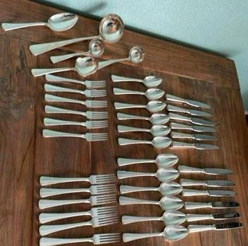 Verzilverd bestek Haags lofje beschikbaar voor biedingen