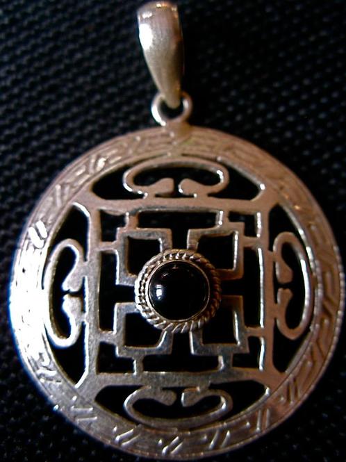 Zilveren 925 zilver kettinghanger rond opengewerkt met onyx, Sieraden, Tassen en Uiterlijk, Kettinghangers, Nieuw, Zilver, Zwart