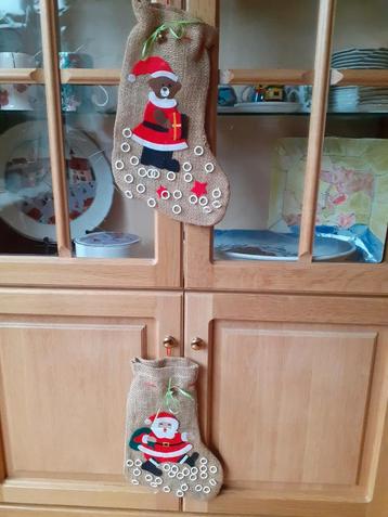 2x Kerst-sok met kerstkalender beschikbaar voor biedingen