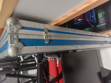 Korg m1 flightcase  beschikbaar voor biedingen