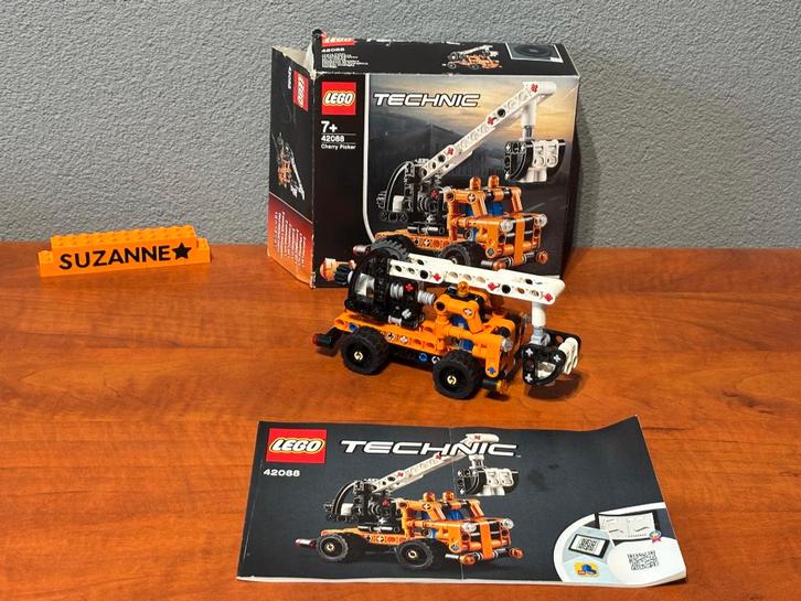 Lego 42088 - Technic - Cherry Picker, Kinderen en Baby's, Speelgoed | Duplo en Lego, Zo goed als nieuw, Lego, Complete set, Ophalen of Verzenden